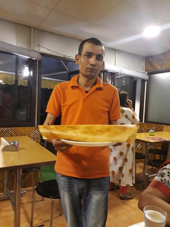 דהראדון Hotel Sukhsadan מראה חיצוני תמונה